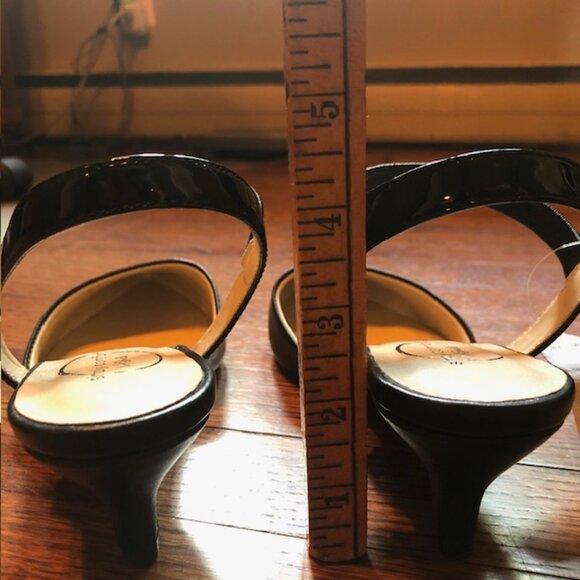 Life Stride - Simply Comfort Sling Back Shoe - Picture 6 of 7